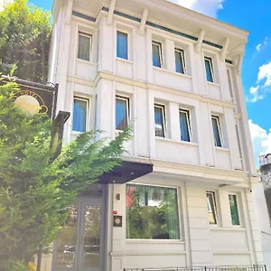 επισκεφθείτε το ξενοδοχείο