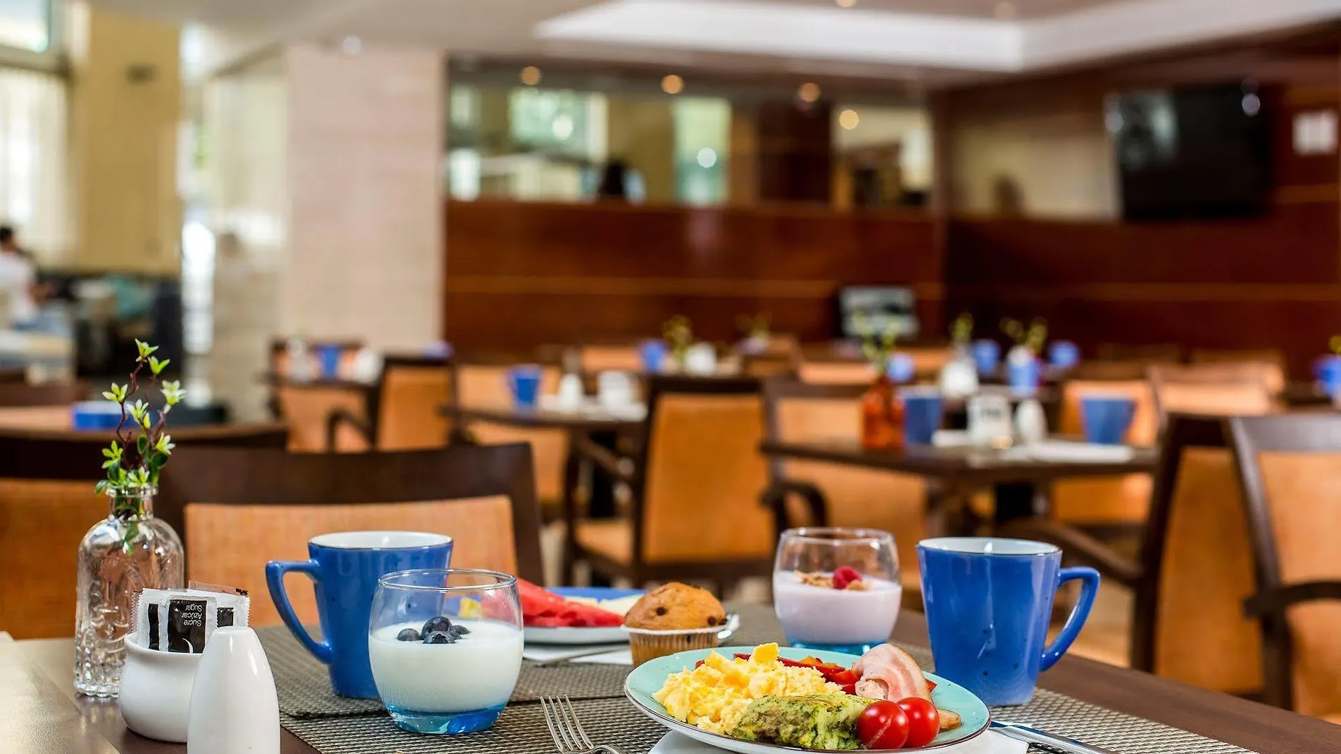 Leonardo Hotel Barcelona Gran Via 3*,